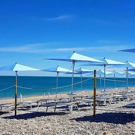Residence Lido Dei Pini Mattinata Kültér fotó